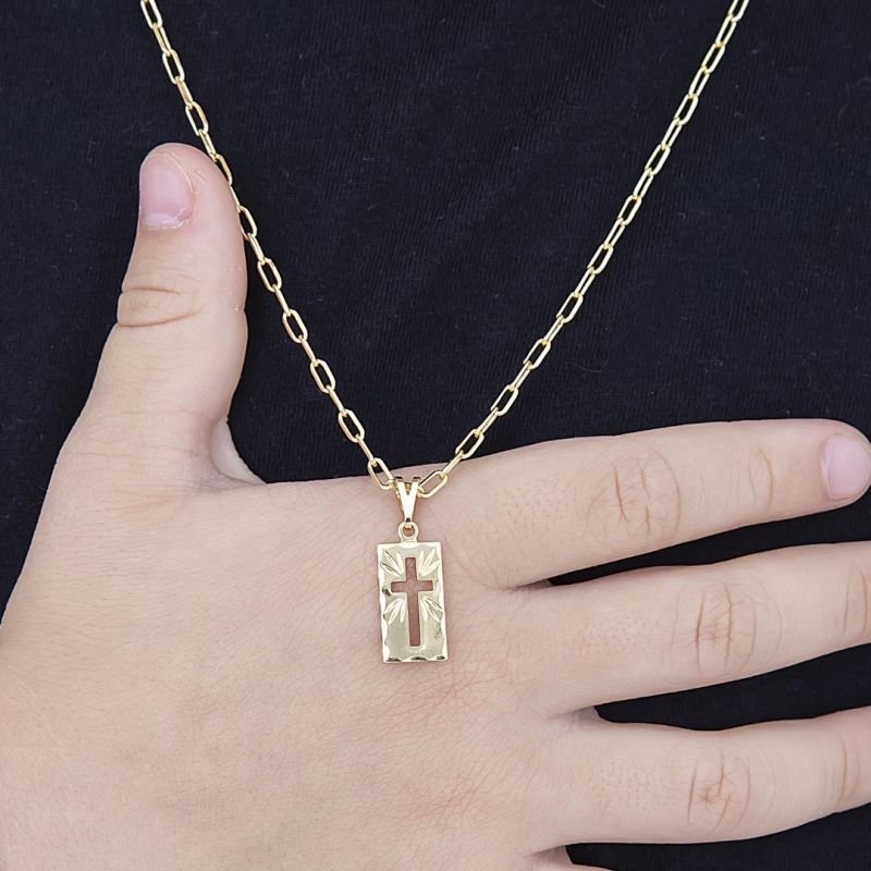 COLAR INFANTIL PARA MENINO PLAQUINHA CRUCIFIXO BANHADO EM OURO