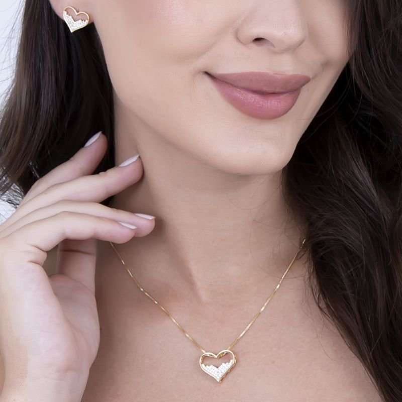 BRINCO E COLAR CORAÇÃO COM MICRO ZIRCONIA BANHADO EM OURO