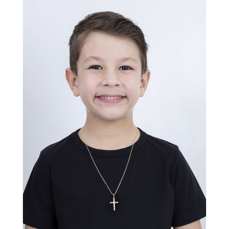COLAR INFANTIL PARA MENINO CRUCIFIXO LISO CENTRO DIAMANTADO BANHADO EM OURO
