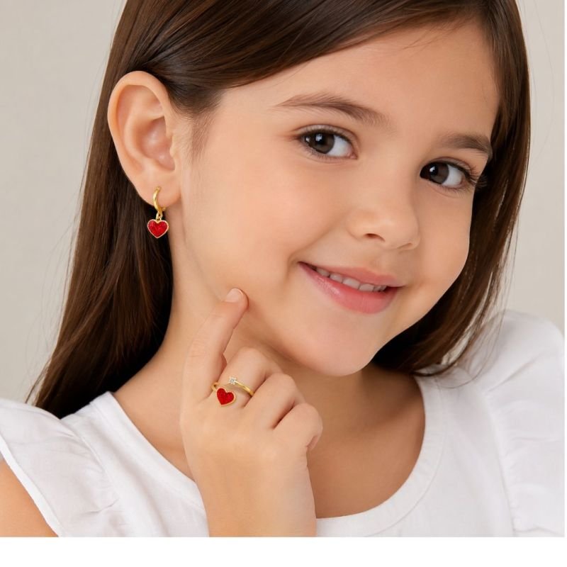 CONJUNTO INFANTIL BRINCO E ANEL CORAÇÃO VERMELHO COM GLITTER BANHADO EM OURO